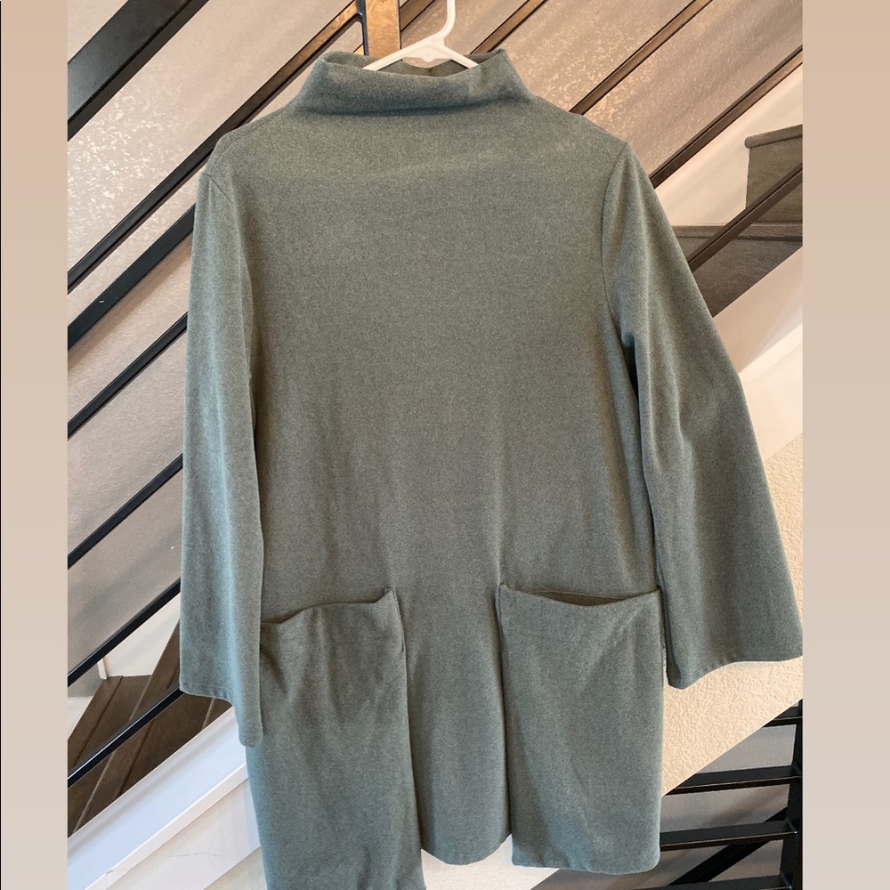 Mock neck sweater dress w pockets